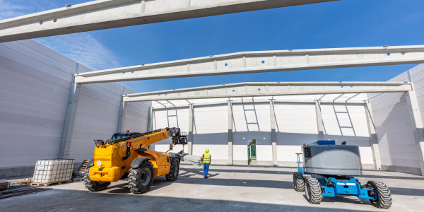 Pintar Fachadas de Naves Industriales, Fábricas y Almacenes en Fuenlabrada · Pintar Construcción de Obra Nueva